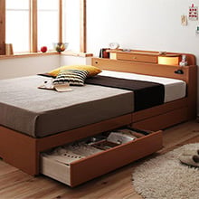 豊富な機能で快適ベッドライフ 照明・コンセント付き収納ベッド(シングル)