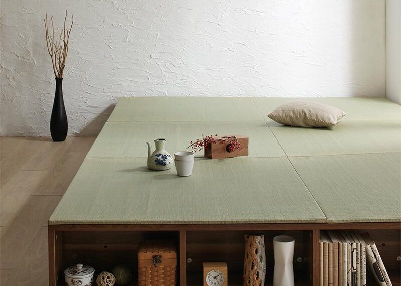フローリングのお部屋に和の空間を 小上がりになるシングルベッド