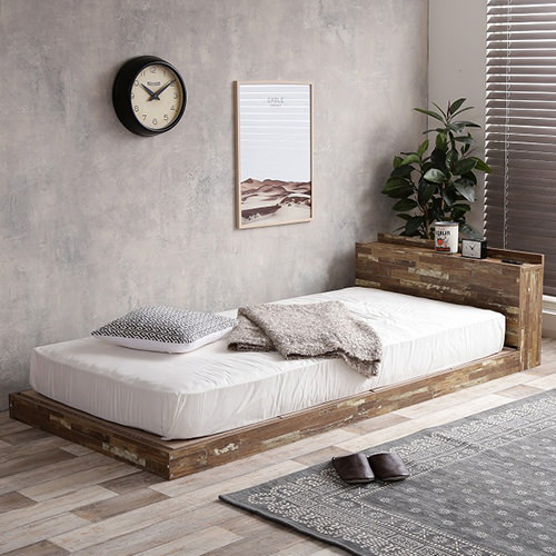 ヴィンテージライクな雰囲気に 渋みのあるセミダブルベッド特集