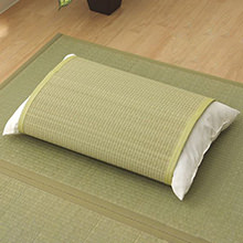 優れた吸湿効果が蒸れを防いで朝まで快適 国産い草枕パッド