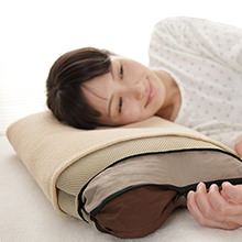 簡単便利な5段階調節 寝ながら高さ調節サラサラ枕 (カバー付)