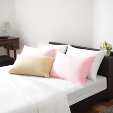 包み込むような柔らかさ リッチホワイト寝具 新触感サポート枕の詳細