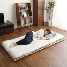 365日風を通して快適な寝心地 檜仕様二つ折り式すのこベッド (シングル)