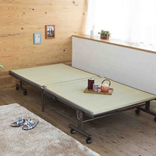 コンパクトに収納できる 畳式折りたたみベッド (シングル)