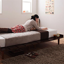 良質の北欧天然パイン材を使用 北欧デザインベッド(シングルフレーム)