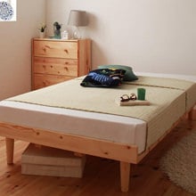 天然木の温もりが伝わる ショート丈北欧デザインベッド (シングルフレーム)