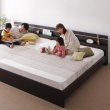 家族で快眠 親子で寝られる連結タイプ 棚・照明付きベッド (連結タイプ)