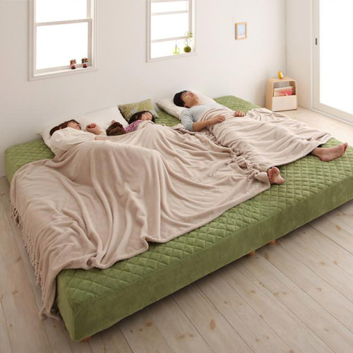質の良い眠りへのお手伝い シーツ付き大型マットレスベッド (ワイド
