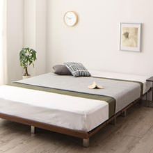 どっしりと且つお部屋は広々 頑丈デザインすのこベッド レギュラー (ダブル)
