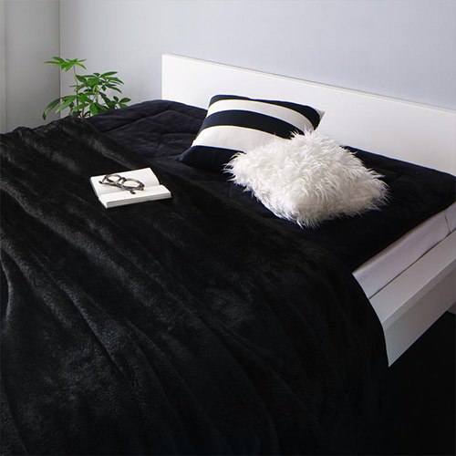 魅せるブラック プレミアムマイクロファイバー毛布・敷きパッド 毛布
