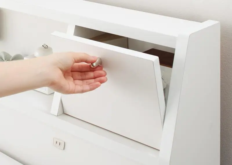 【初めてのベッド】使いやすさはヘッドボード次第!?便利な機能
