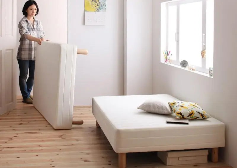 ベッドの可能性が広がる！分割式の脚付きマットレスベッド