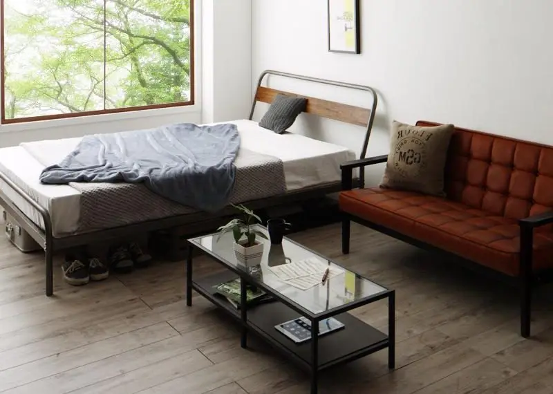 ヴィンテージライクな雰囲気に 渋みのあるセミダブルベッド特集